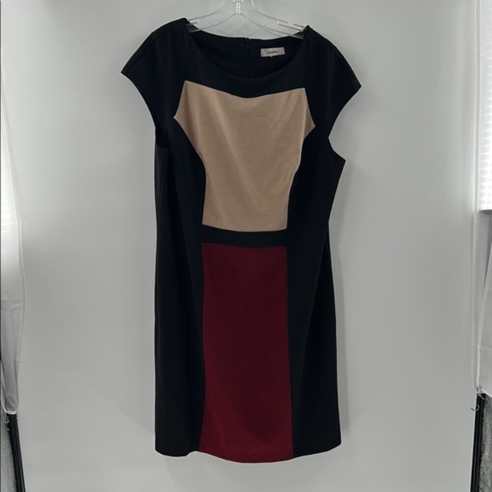 Dressbarn Women’s Black Tan Red Sheath Mini Dress Crew Neck